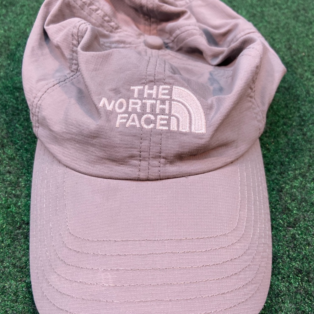 The north face grey hat